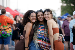 photo: happy concert goers