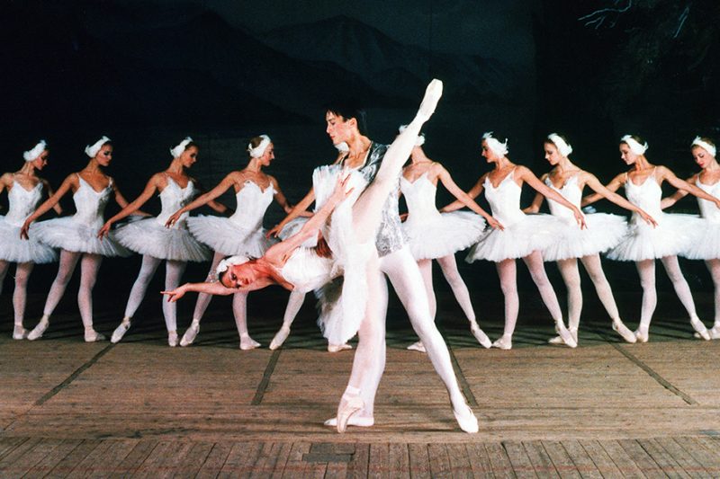 Moscow Festival Ballet dances 